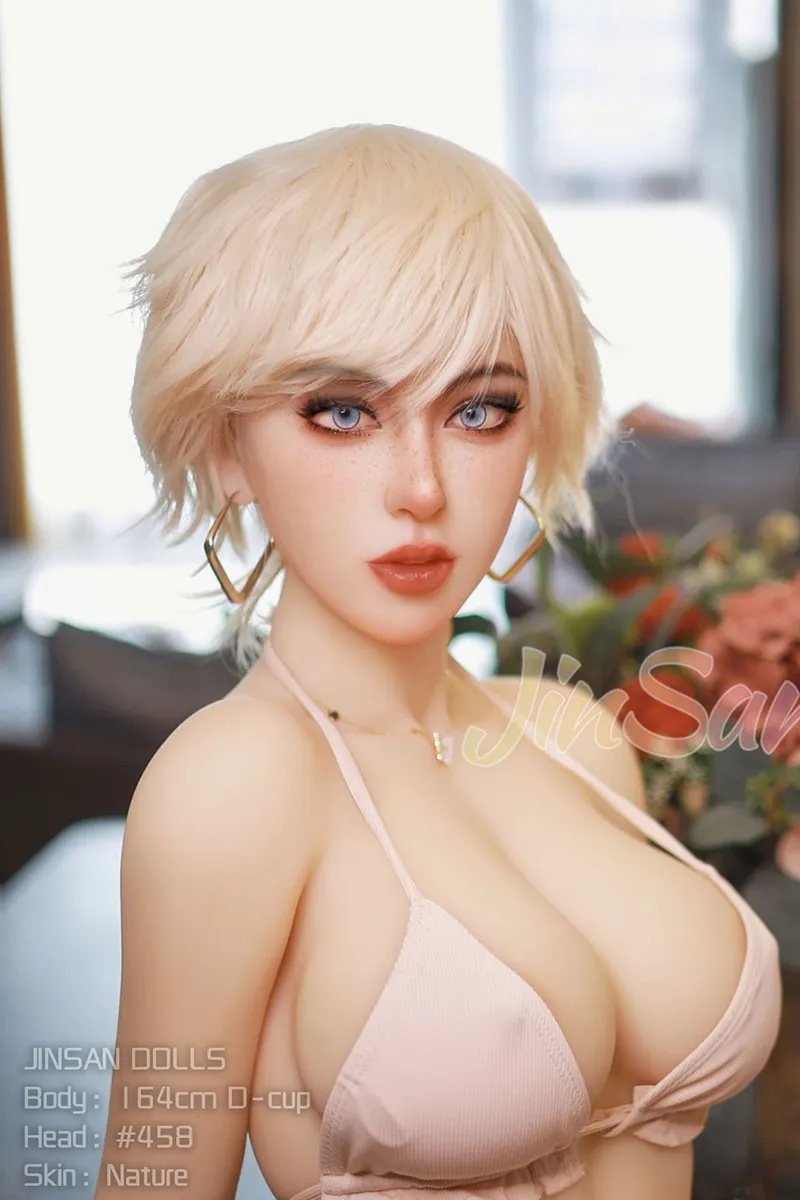 Zariyah's Photo Album 164cm(5.38ft) D-cup WM Doll Nude Picture Curvy European Sex Doll Gallery