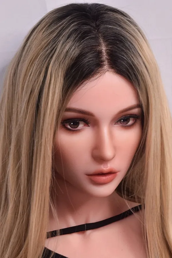 Ultra Realistic Sex Doll