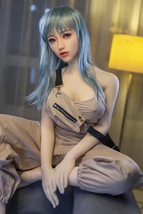 Fucking Asian Woman Sex Doll