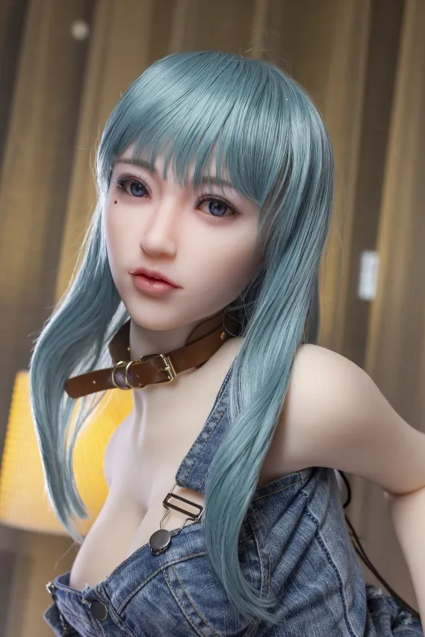 Realistic D-cup medium breast love doll