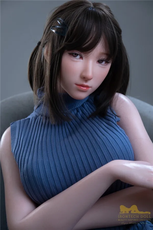 Sex with Female Real Doll