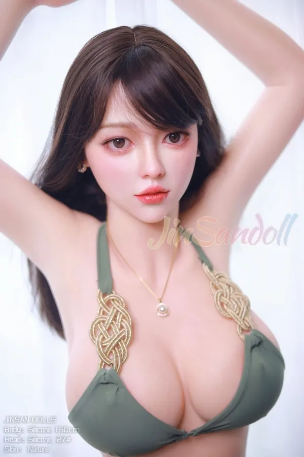 27# WM Doll Everly