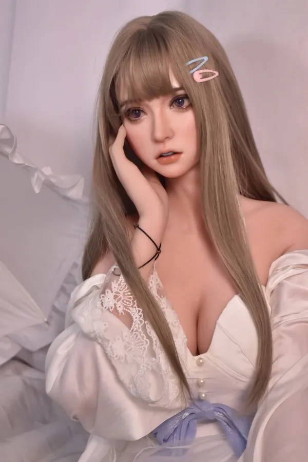 Sex With Realistic Sex Doll