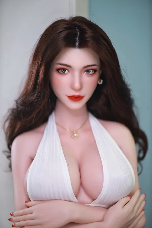 sex with realistic sex doll