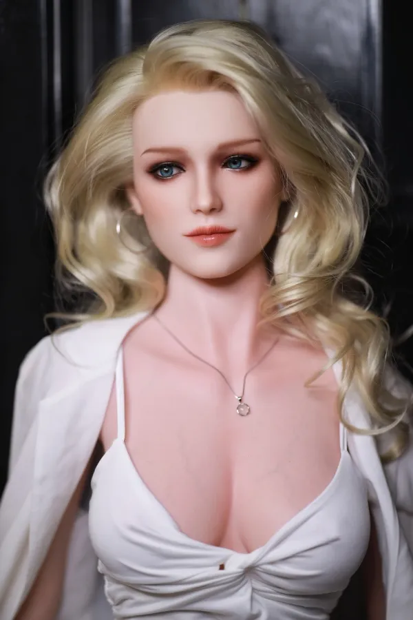 Lifelike European Real Doll